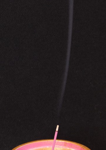 画像3: 【1〜9箱】桃のフルーツ線香「誘凪」 (3)